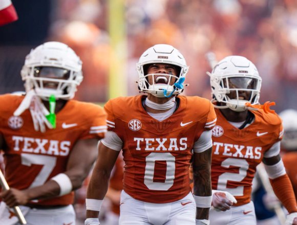 AP top 25 poll: Texas jumps Georgia at No. 1 in college football rankings for Week 