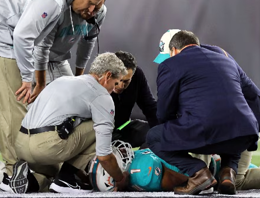 tua t.-2 Report: Dolphins QB Tagovailoa Has No Plans to Retire