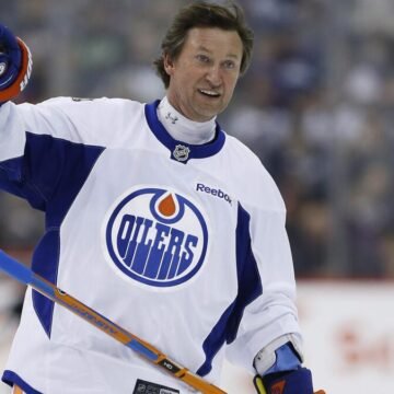 Trump Says Wayne Gretzky Should Run for Prime Minister of Canada, “Soon to be Known as the Governor of Canada” – “Canada Should Start a DRAFT WAYNE GRETZKY Movement.” | The Gateway Pundit